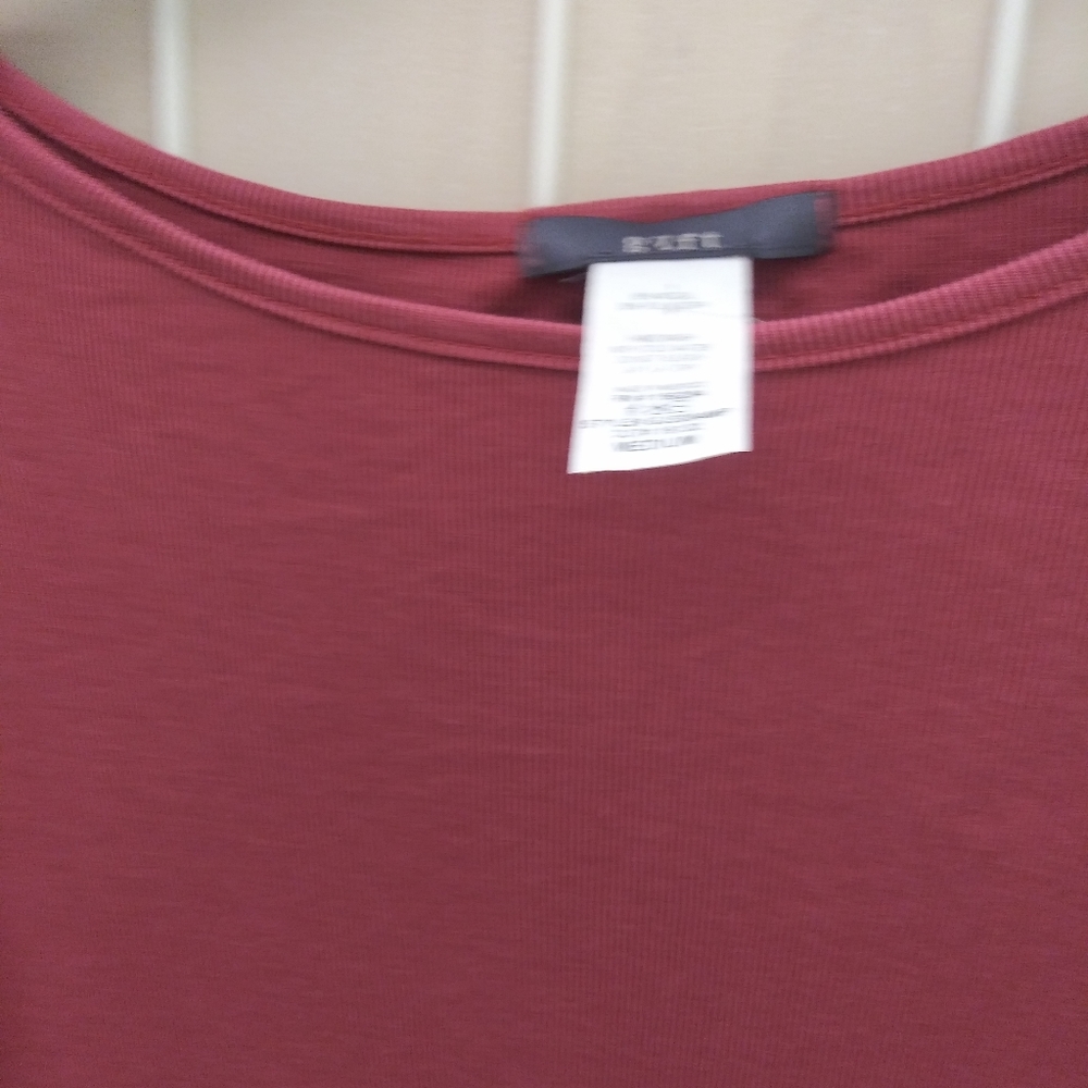 Gyft woman's top L & M